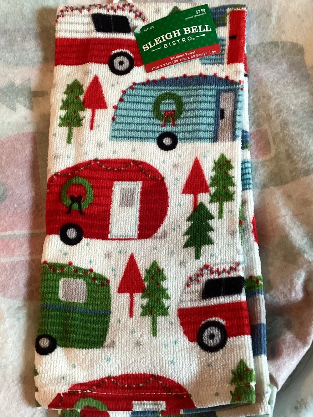 Christmas Campers Print Vinyl Tablecover Xmas Party Tablecloth Decor + New Towel